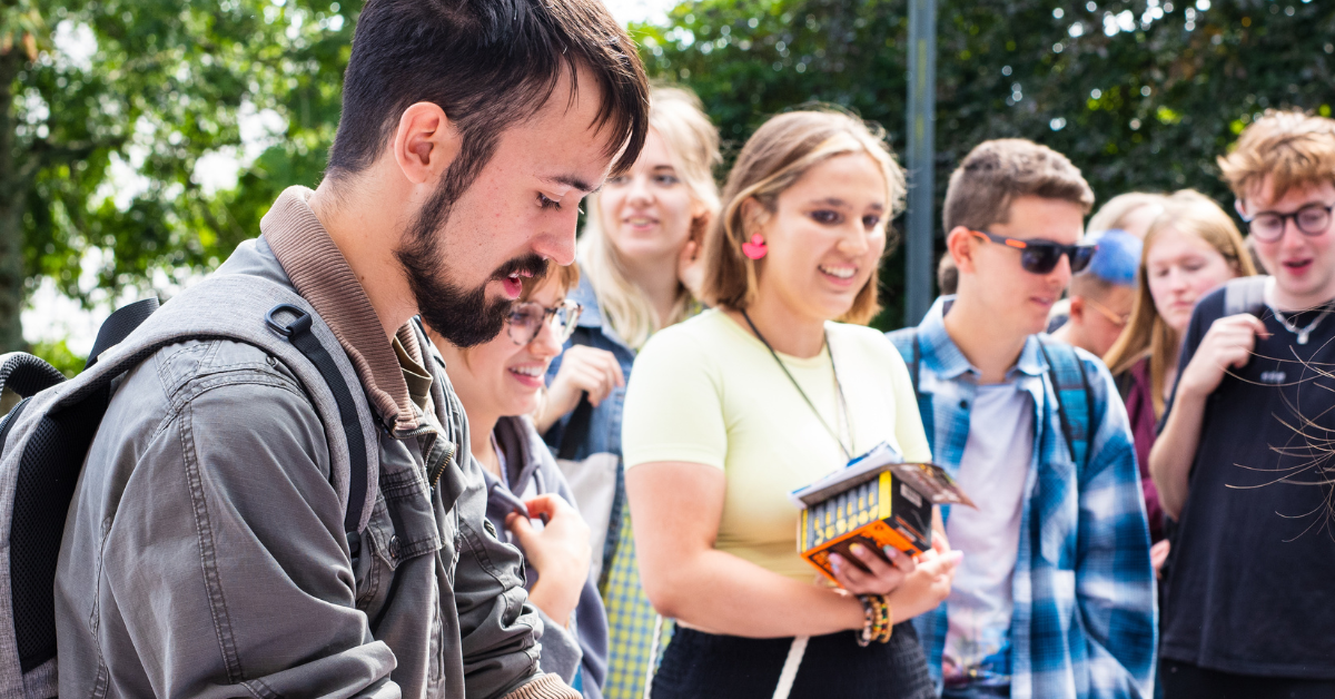 Students standing in line during Welcome 2022.